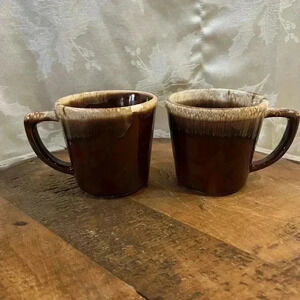Vintage  McCoy USA Brown Drip Mug Set